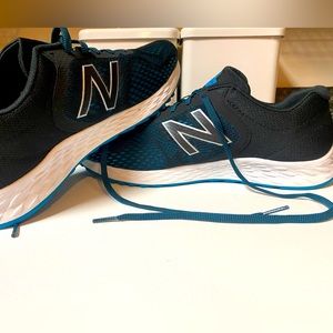New Balance Mens Fresh Foam Arishi MARISCT2  Black/Blue Running Shoe Size11.5 4E